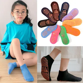 Для мальчиков и девочек, для ног, теплые дышащие Клеевые противоскользящие Резиновые носки для пола, носки для раннего обучения  5