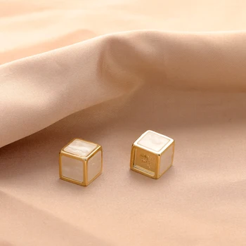 Высококачественные Корейские Модные Медные Серьги-кубики-облака, Индивидуальность, Простые Освежающие Универсальные Женские Ювелирные серьги  5